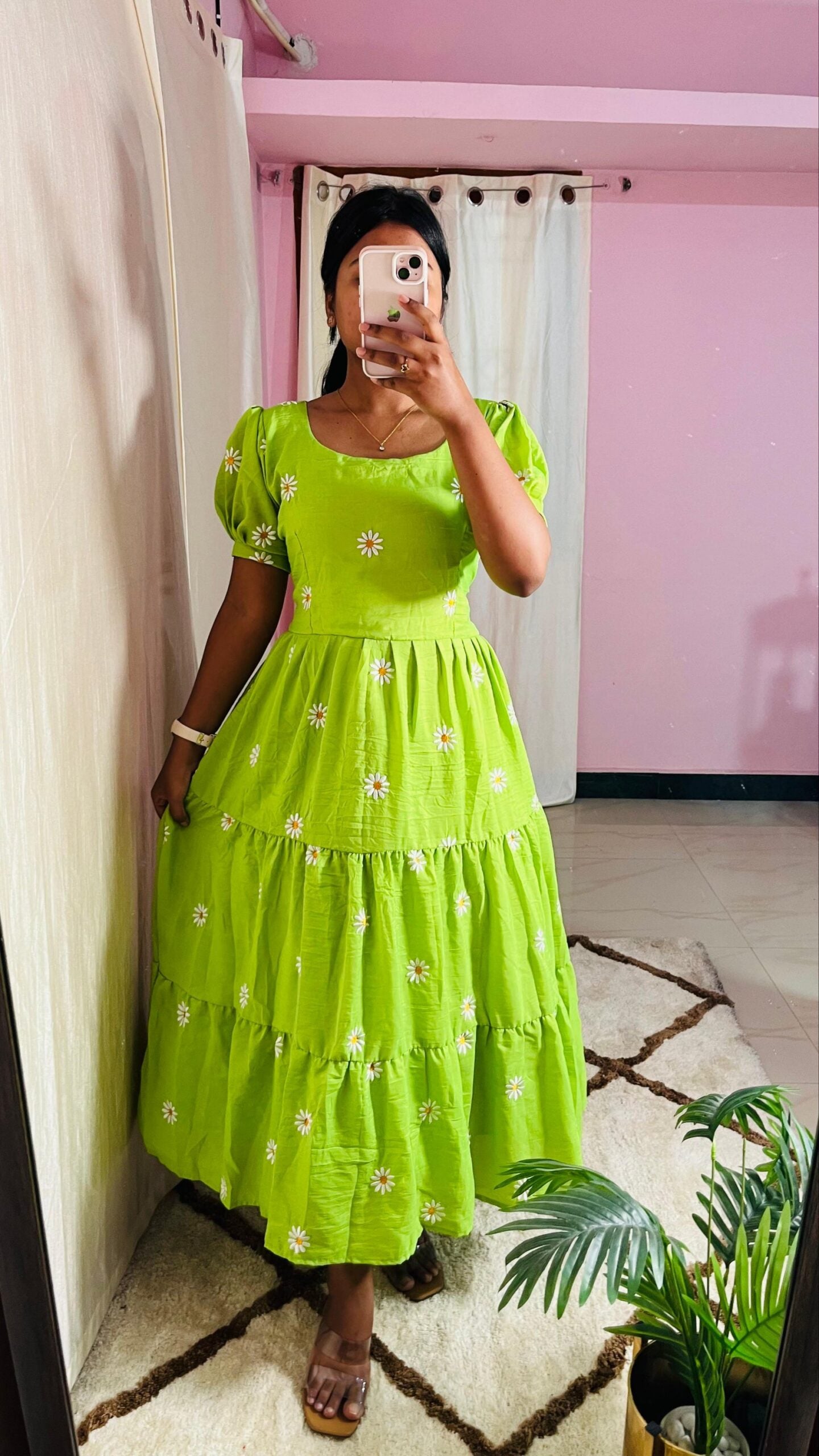 Parrot Daisy gown