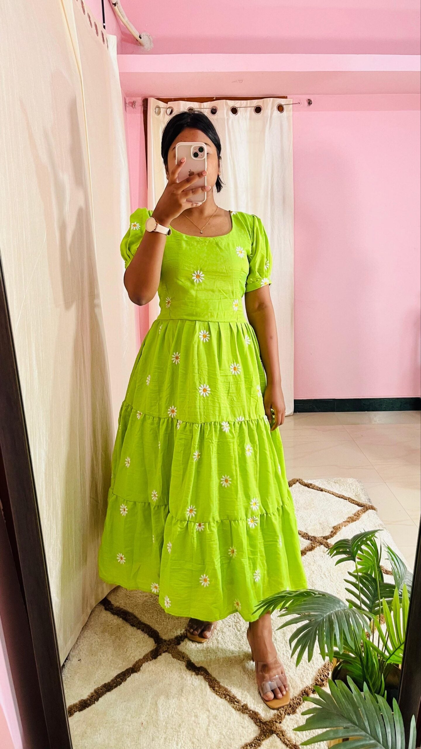Parrot Daisy gown